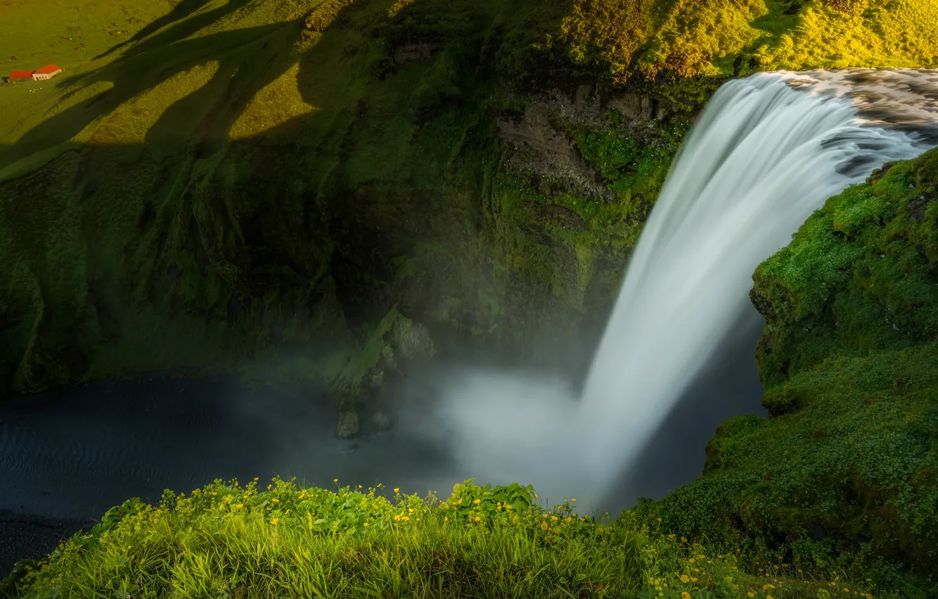 Фото обои скала, водопад, поток, Исландия, Iceland, Skogafoss, Скогафосс