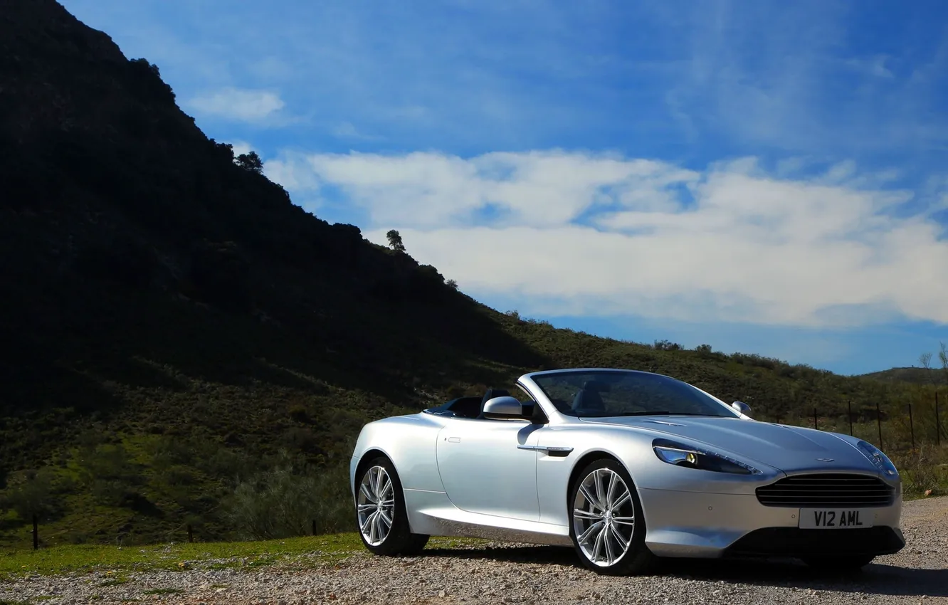 Фото обои Aston Martin, Небо, DBS, Серый, Фары, Автомобиль, volante, Передок