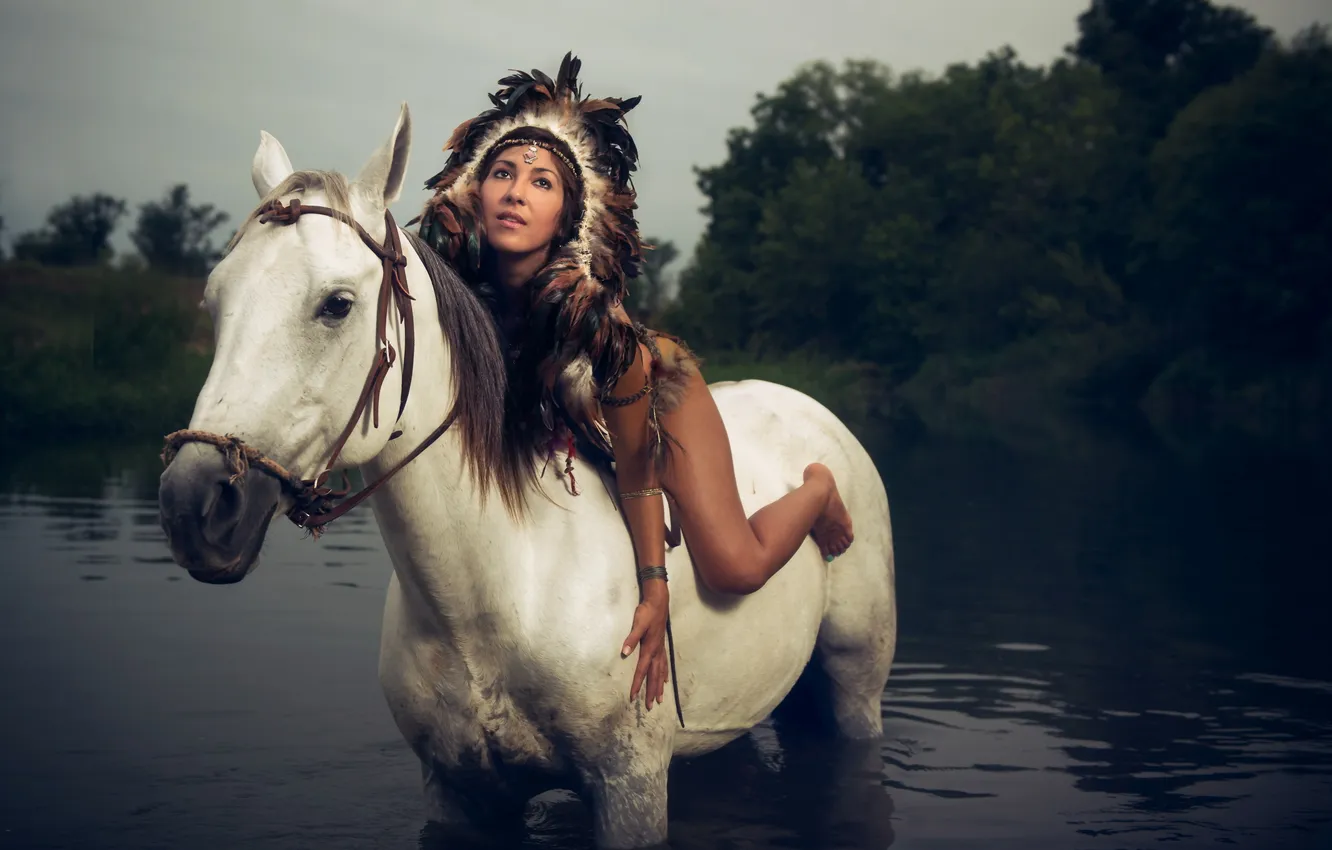 Фото обои девушка, река, конь