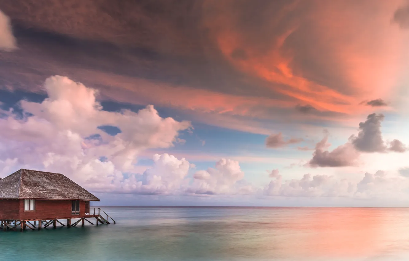 Фото обои море, облака, Мальдивы, бунгало, Индийский океан