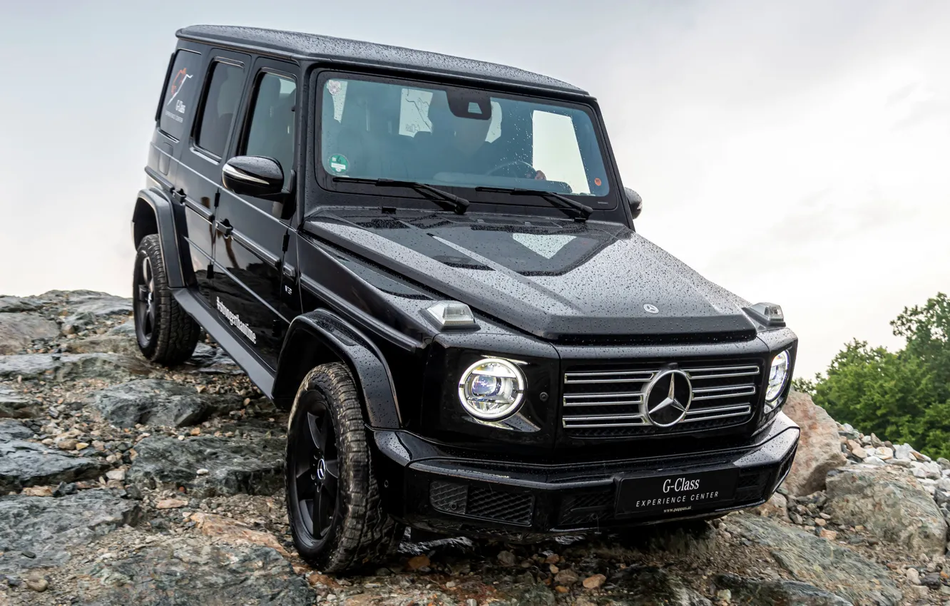 Фото обои камни, чёрный, Mercedes-Benz, внедорожник, 4x4, G-Class, V8, 2019