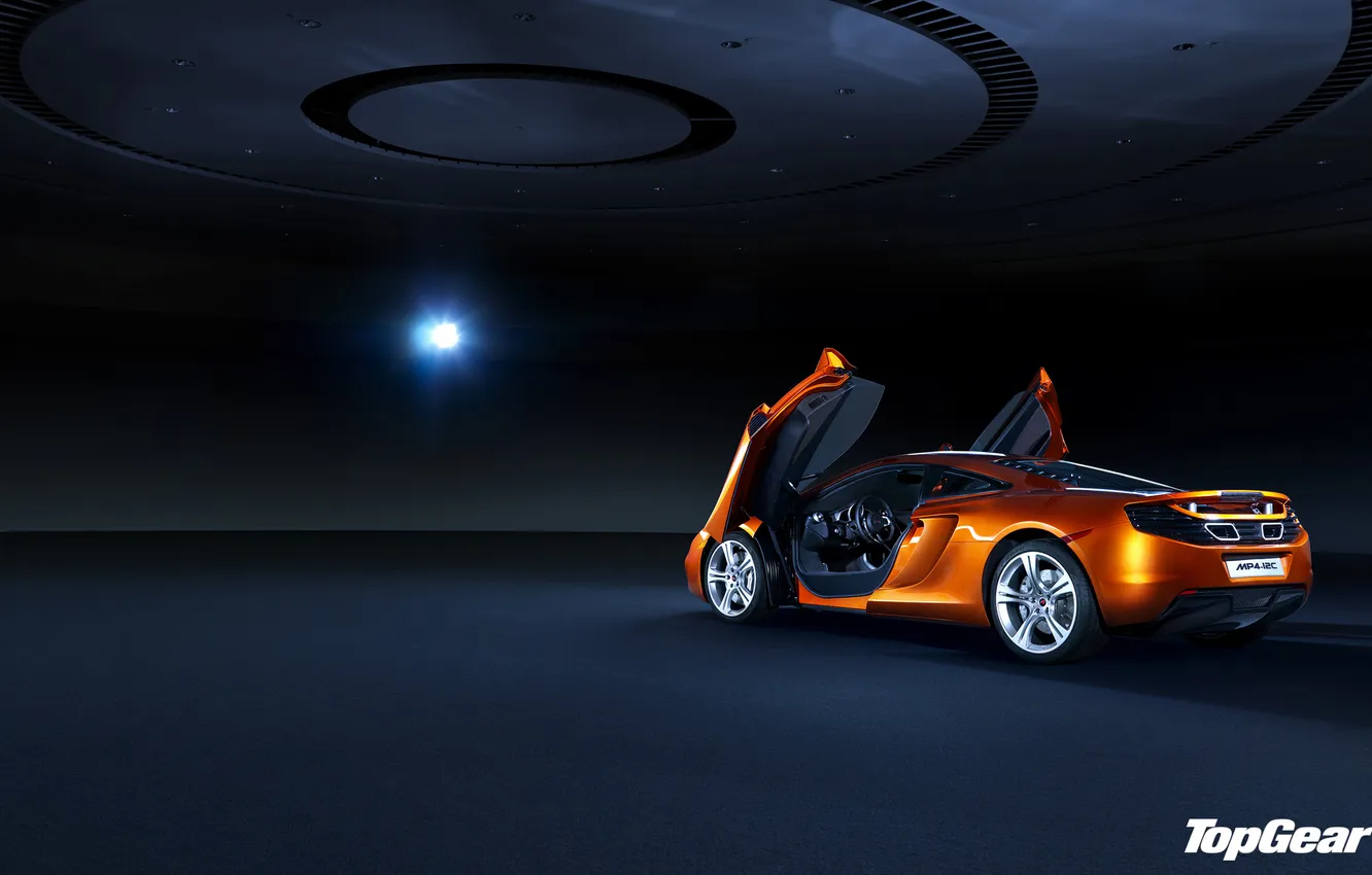 Фото обои свет, фон, McLaren, двери, Top Gear, суперкар, полумрак, вид сзади