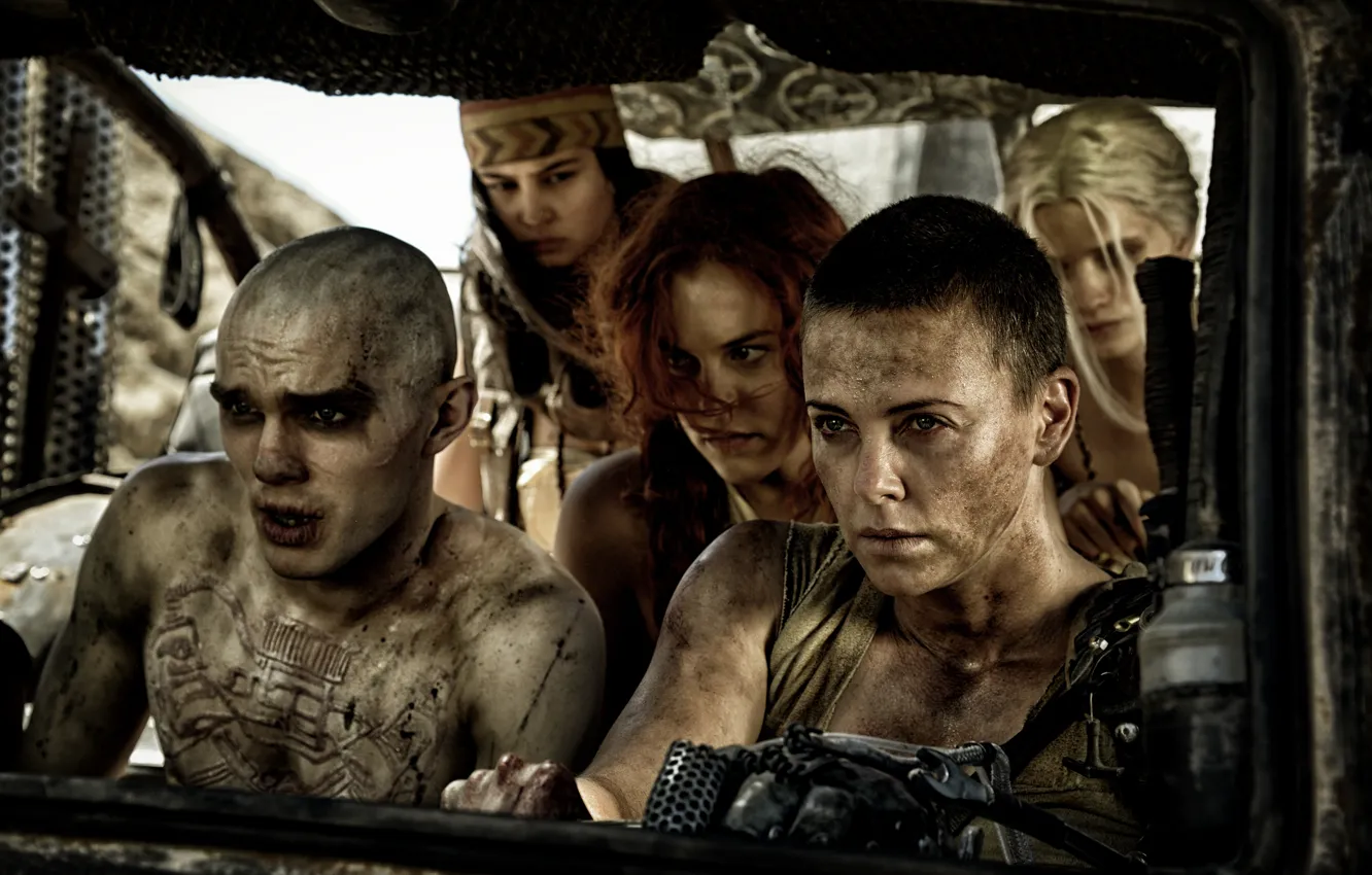 Фото обои Charlize Theron, кадр, постапокалипсис, Шарлиз Терон, Николас Холт, Nicholas Hoult, Mad Max: Fury Road, Безумный …