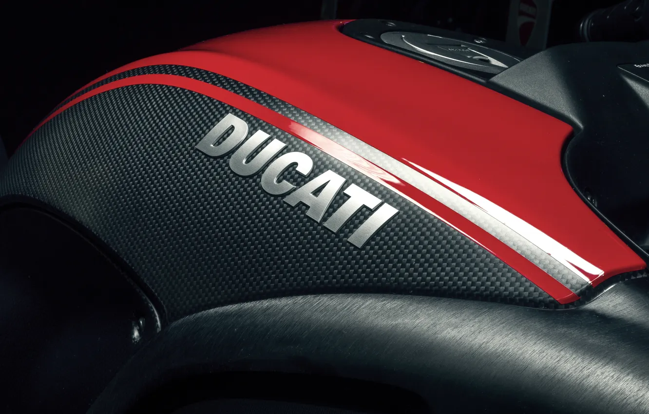 Фото обои Ducati, Carbon, бензобак, шильдик, Diavel, спортивный мотоцикл