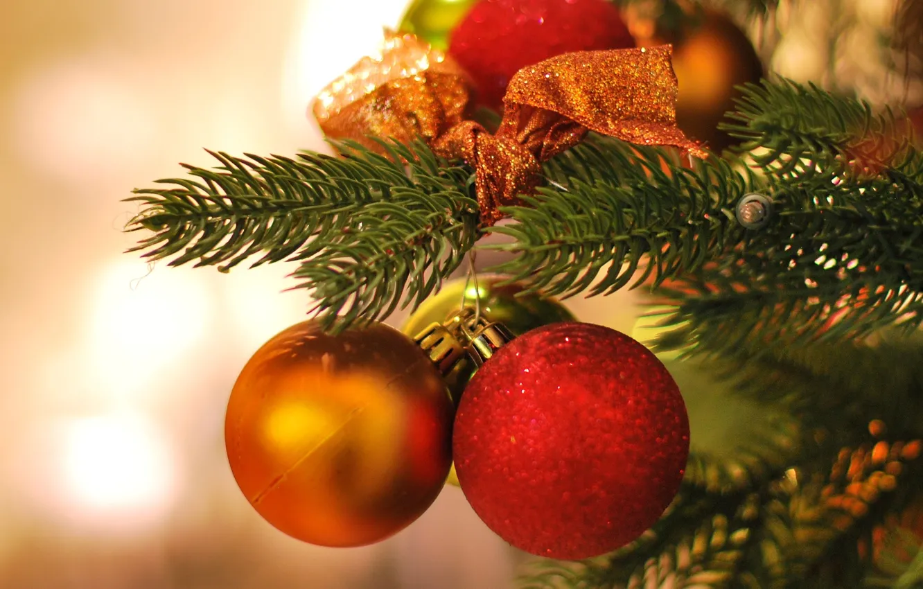 Фото обои красный, фон, праздник, шары, обои, игрушки, елка, новый год