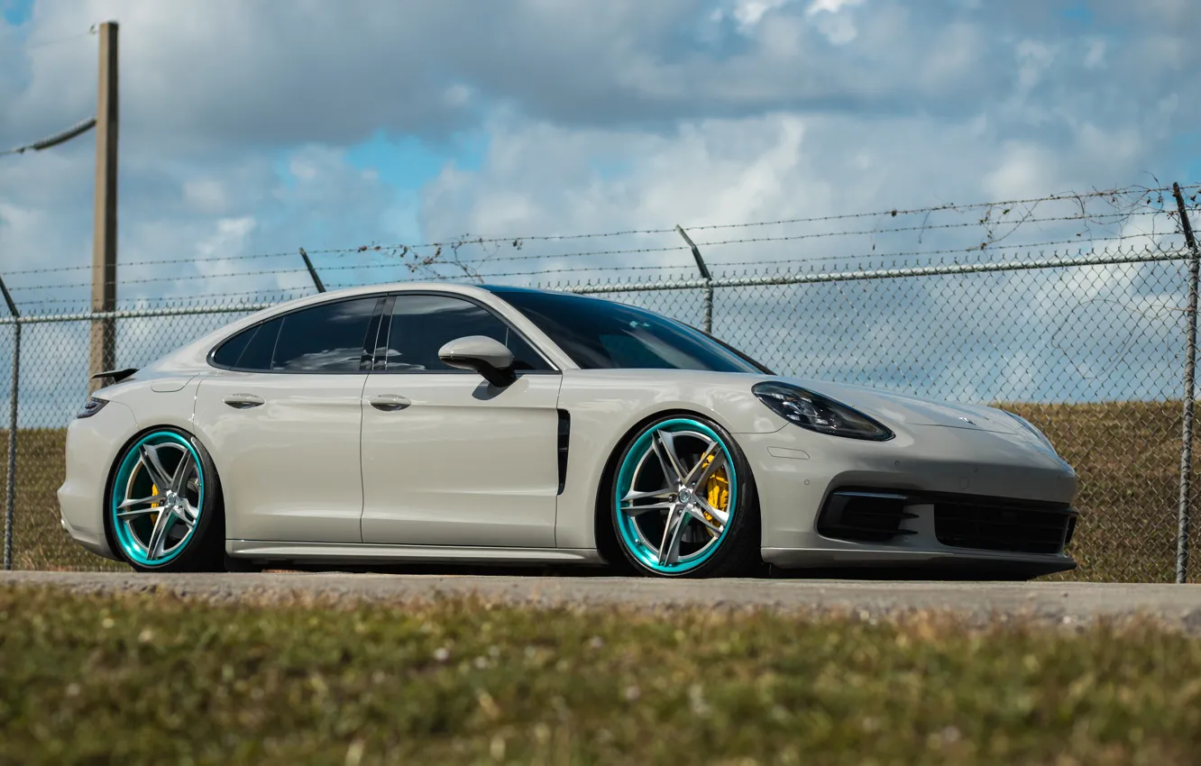 Фото обои Porsche, Panamera, Titanium, HRE, Brushed, S207