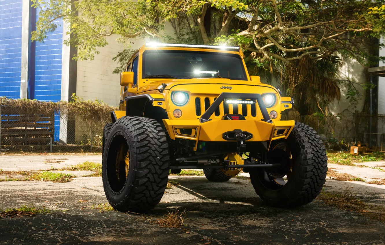 Фото обои Front, Forged, Yellow, Custom, Wrangler, Jeep, Wheels, Track
