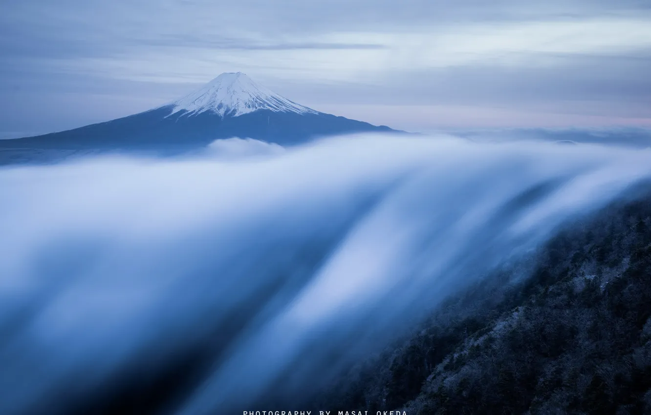 Фото обои туман, гора, поток, утро, Япония, Фудзияма, стратовулкан, 富士山