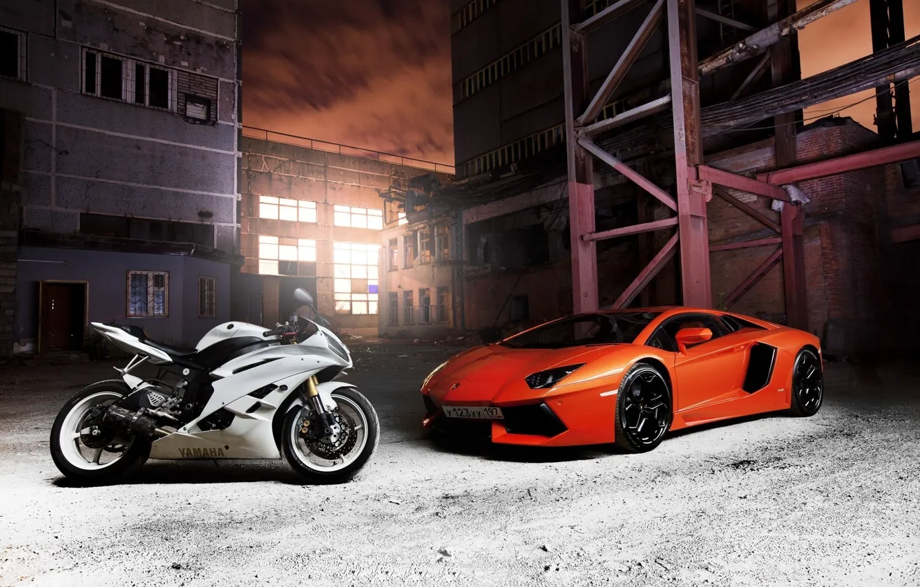 Фото обои white, Yamaha, orange, Aventador