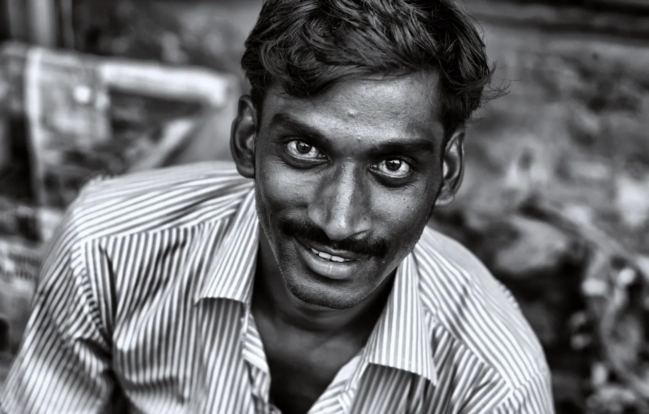 Фото обои smile, man, portrait