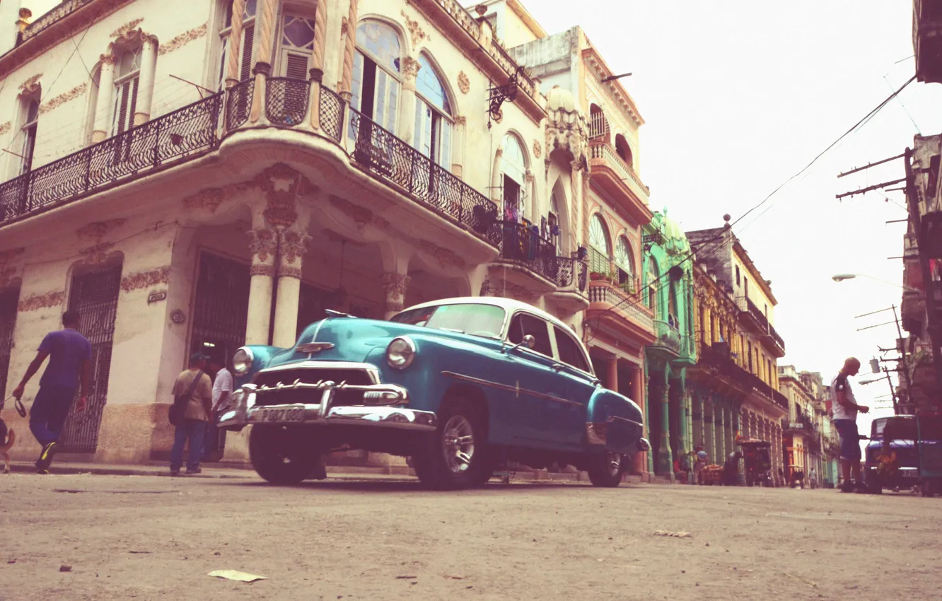 Фото обои люди, улица, автомобиль, Куба, Гавана