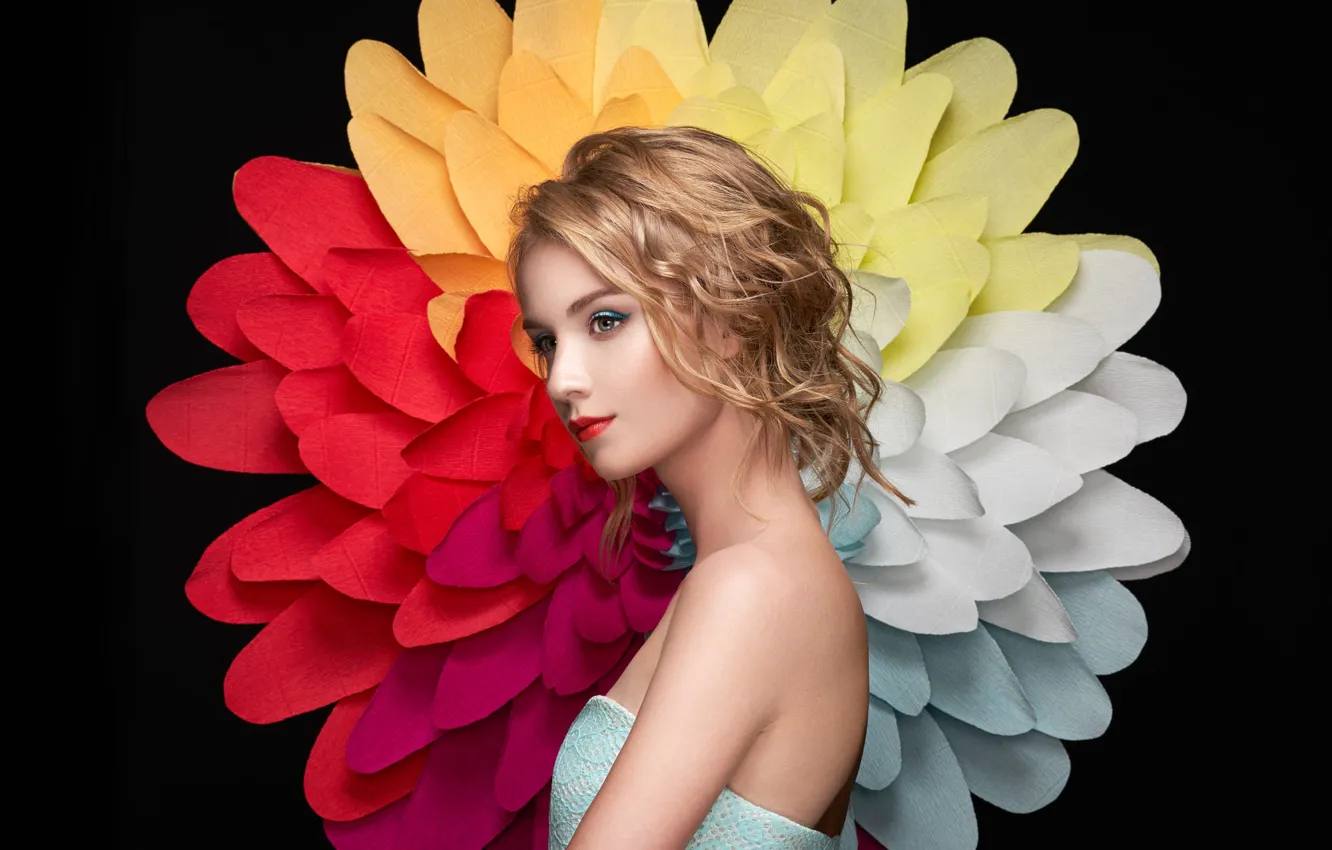 Фото обои цветы, поза, модель, портрет, макияж, прическа, блондинка, красотка