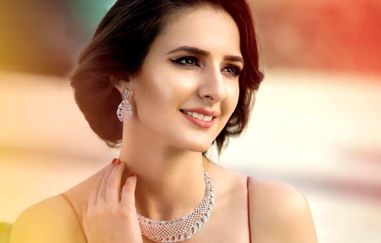 Фото обои girl, hot, sexy, fashion, eyes, smile, beautiful, figure