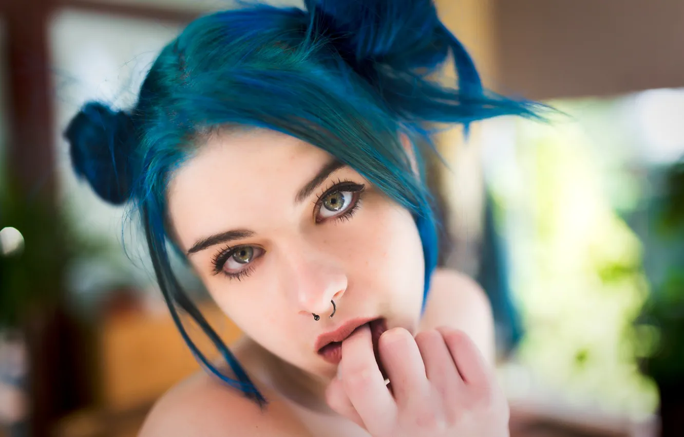 Фото обои hair, Face, eyes, nose, blue eyes, blue hair