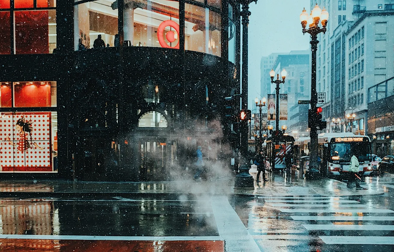Фото обои зима, мокро, снег, город, огни, люди, улица, вечер