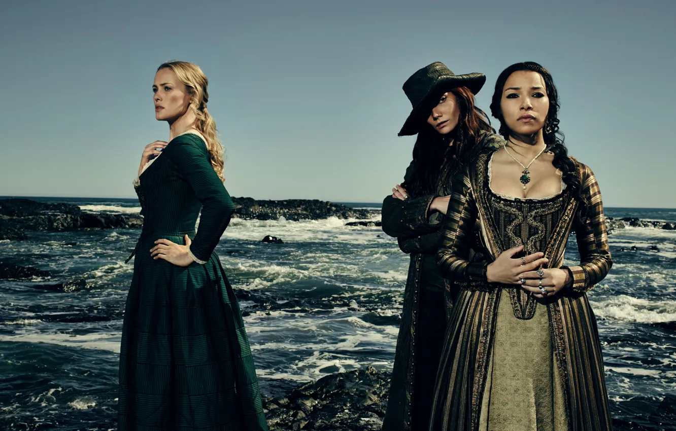 Фото обои море, камни, девушки, побережье, сериал, TV Series, Black Sails, Черные паруса
