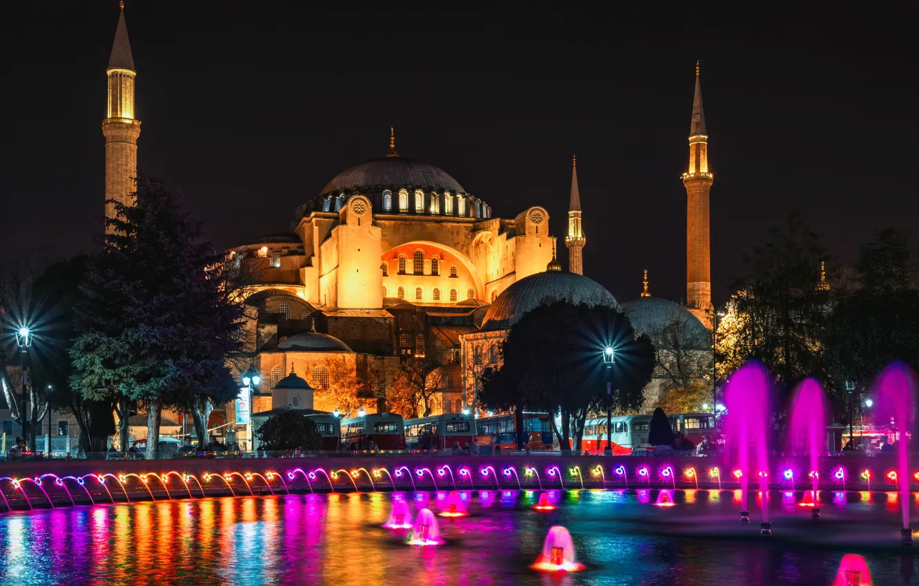 Фото обои ночь, город, освещение, фонтан, Стамбул, Турция, Собор Святой Софии, Айя-София