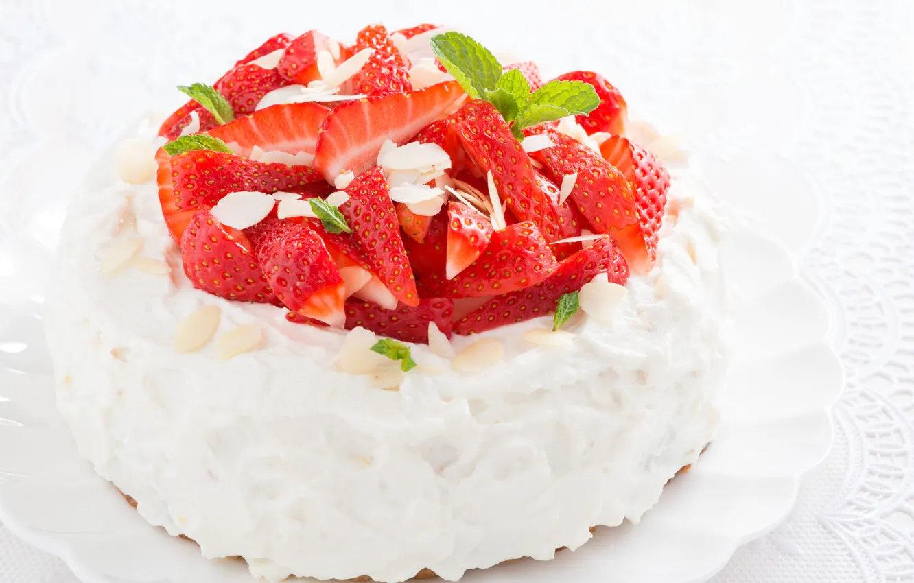 Фото обои ягоды, клубника, торт, мята, десерт