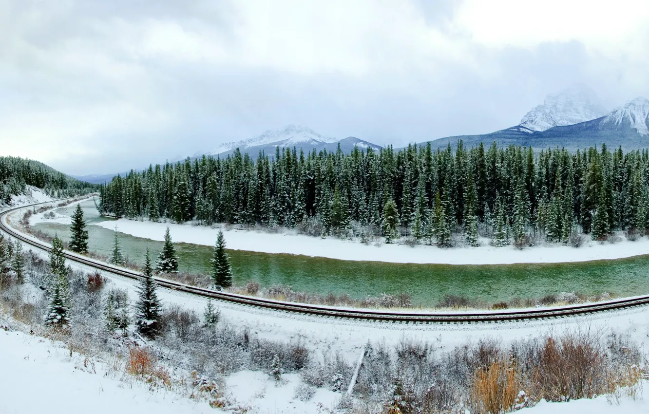 Фото обои зима, лес, снег, деревья, горы, Канада, панорама, железная дорога