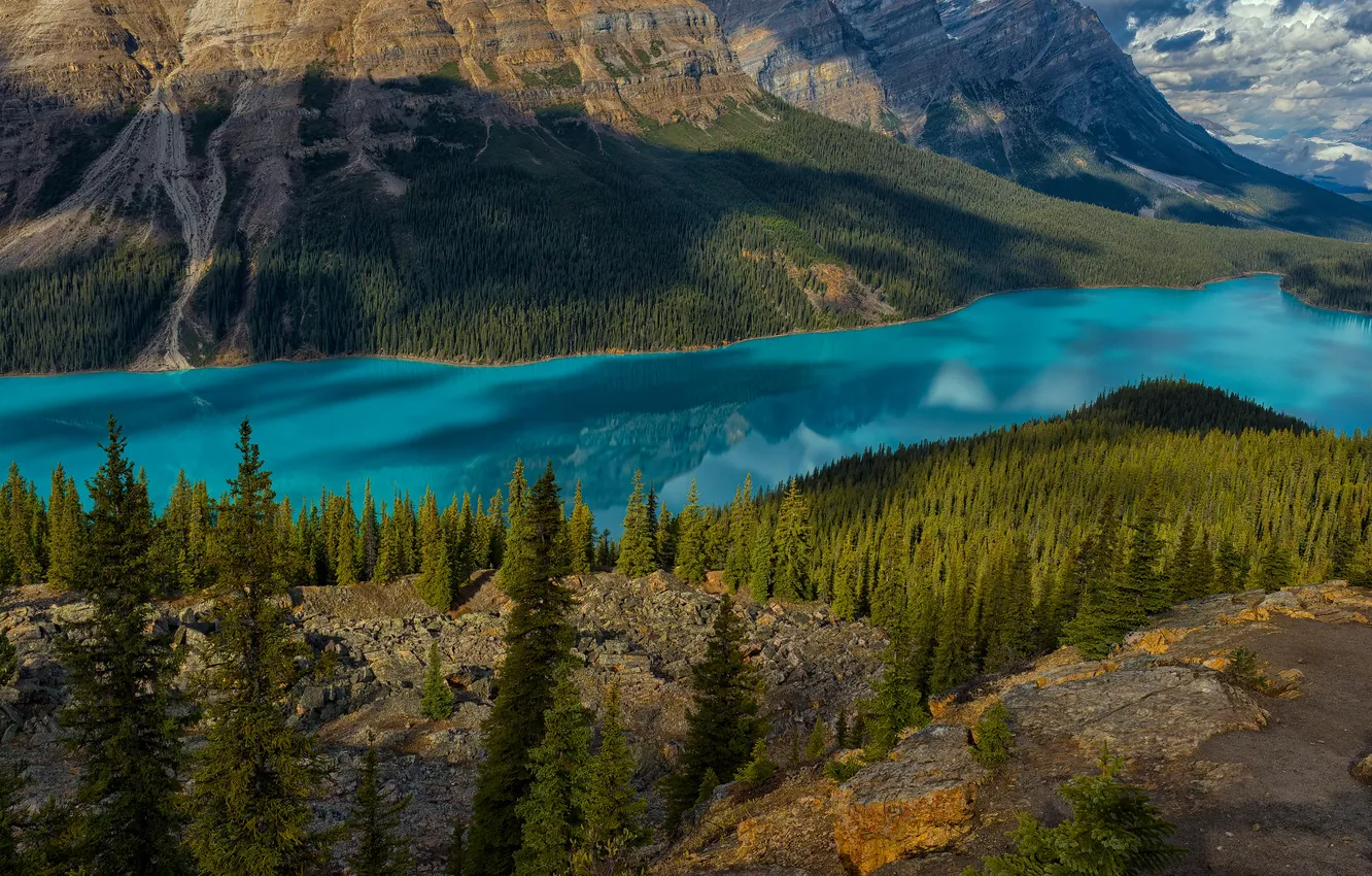 Фото обои Banff National Park, Alberta, Lake Louise, landscape, nature, water, mountains, clouds
