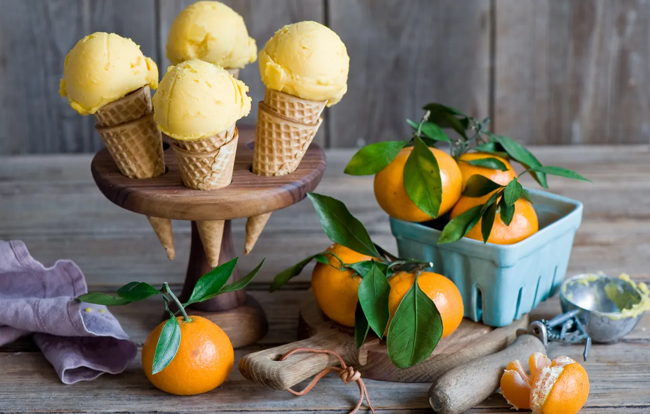 Фото обои мороженое, рожок, мандарины