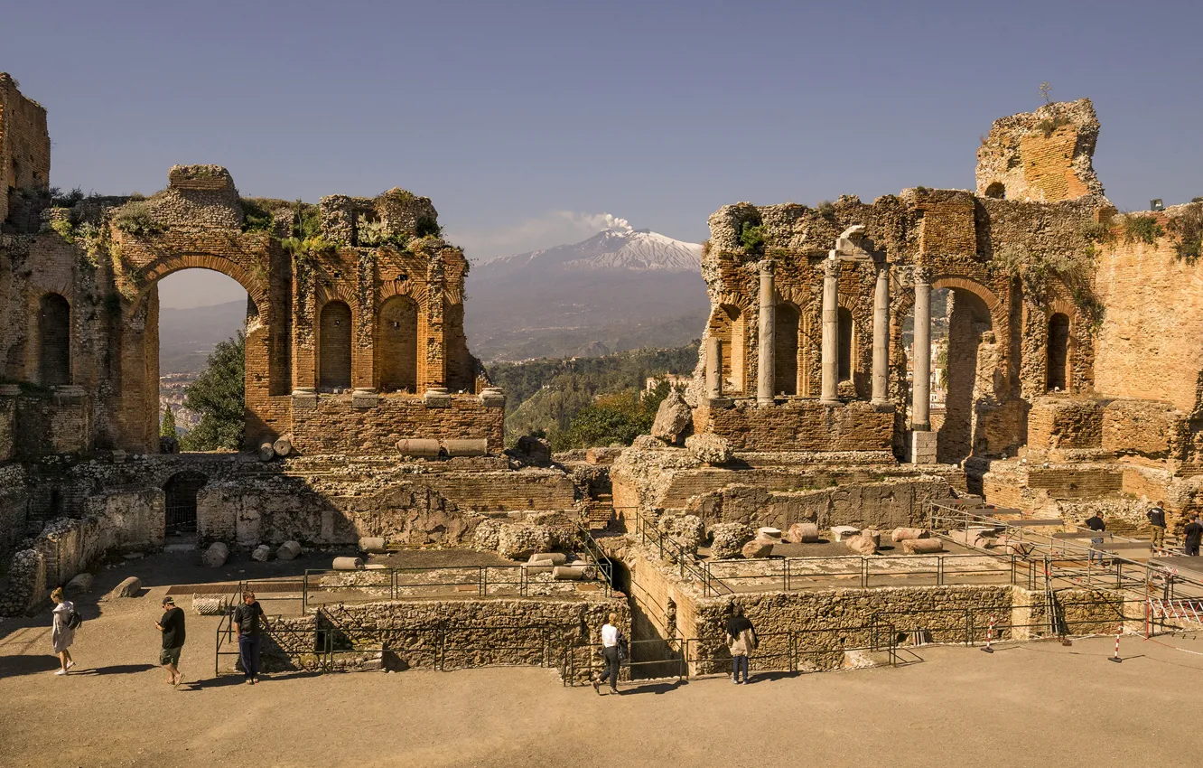 Фото обои Италия, Сицилия, Таормина, древнегреческий театр