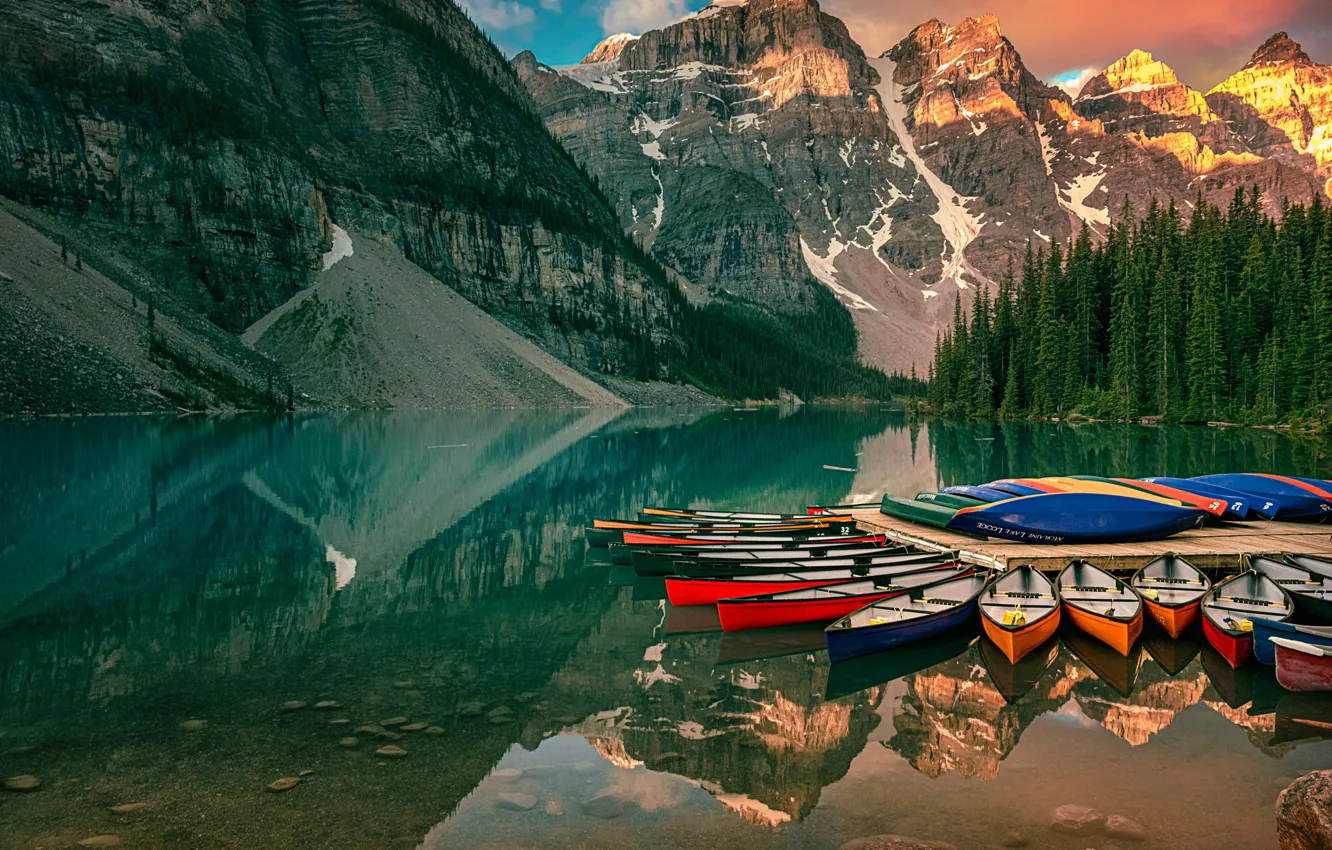 Фото обои пейзаж, горы, природа, озеро, отражение, лодки, Канада, Альберта