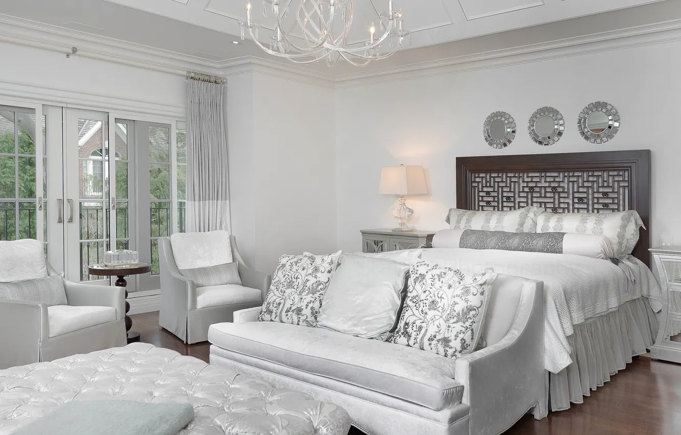 Фото обои белый, дизайн, стиль, диван, кровать, кресла, зеркала, спальня