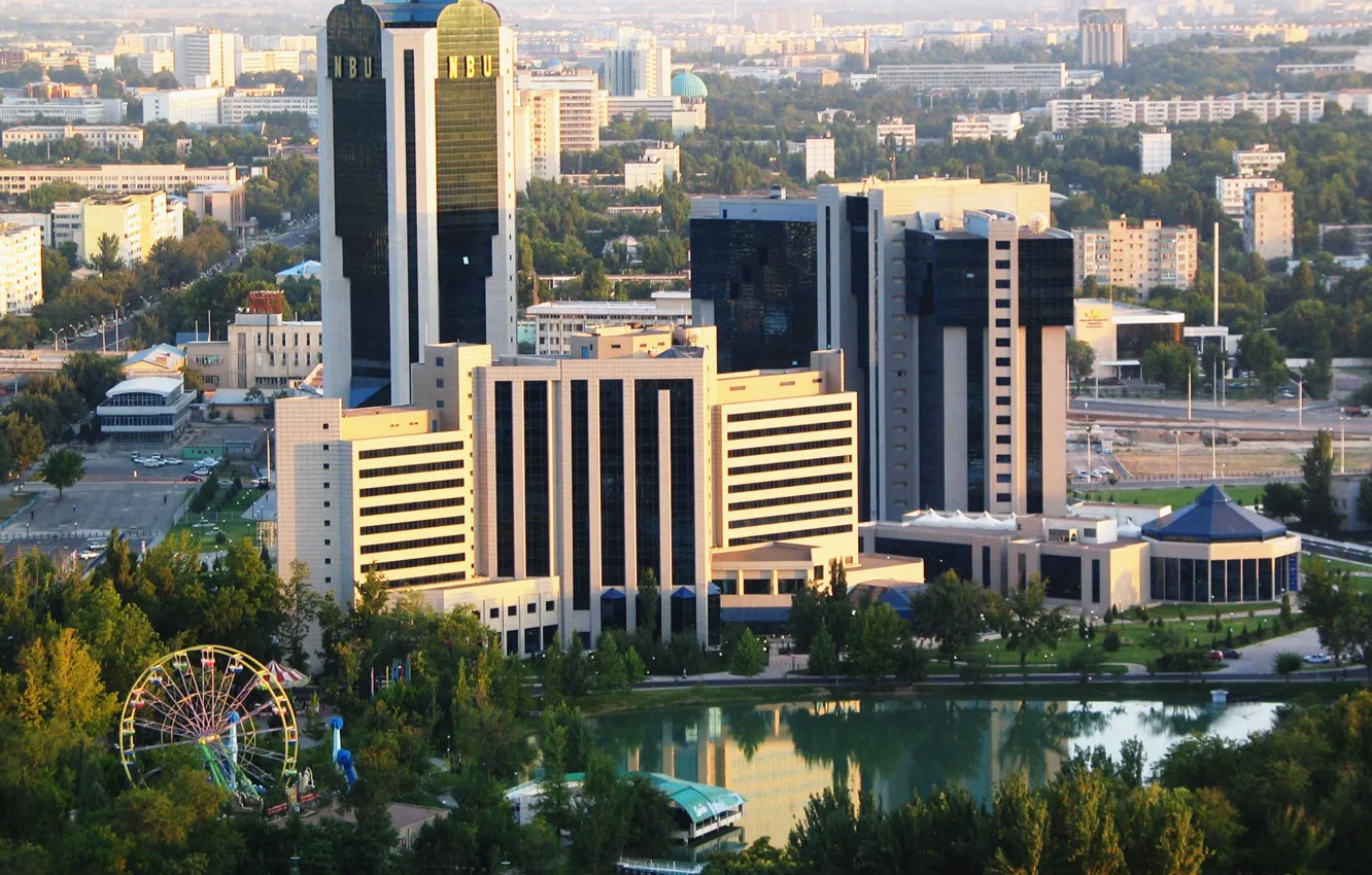 Фото обои деревья, город, здания, столица, бизнес центр, Узбекистан, Ташкент