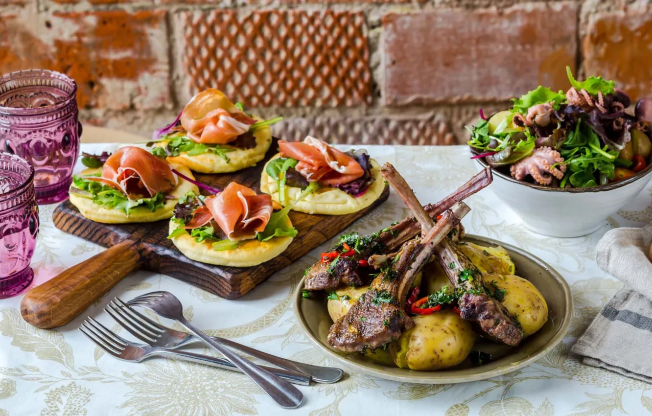 Фото обои мясо, каре, салат, картофель, канапе