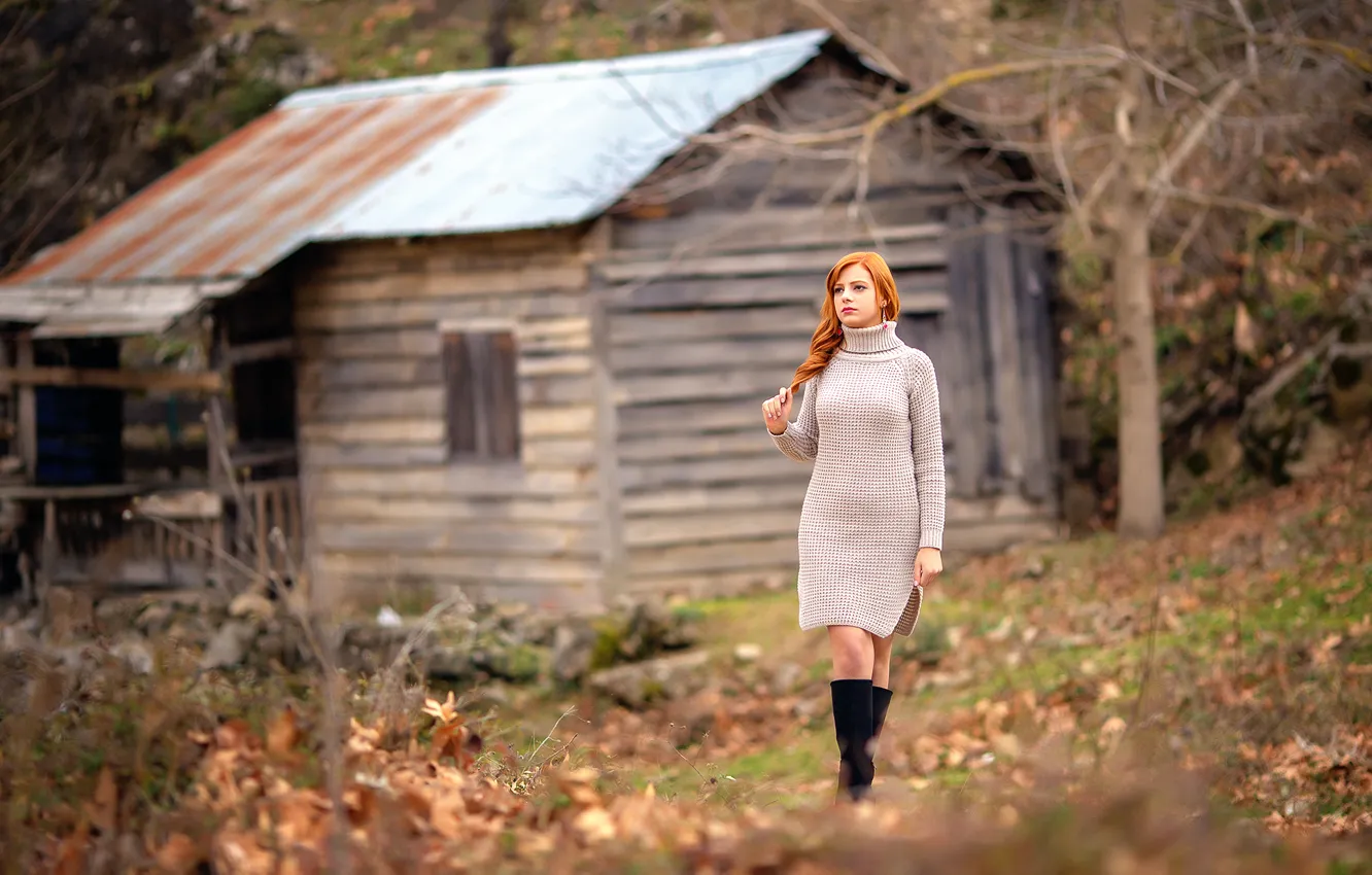 Фото обои ножки, прелесть, рыжеволосая, свитер, Melis