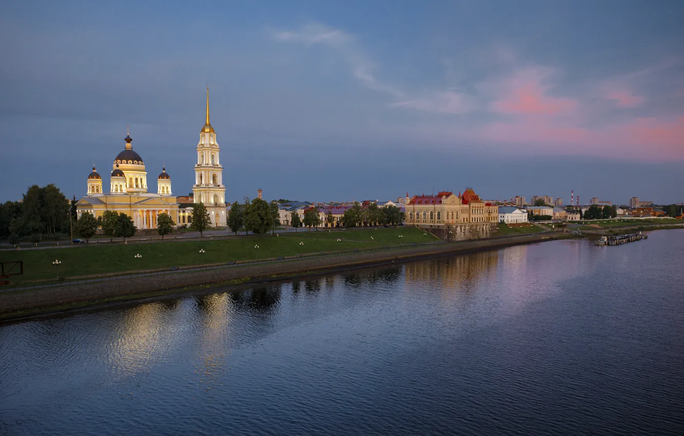 Фото обои пейзаж, город, река, здания, дома, вечер, Волга, Рыбинск