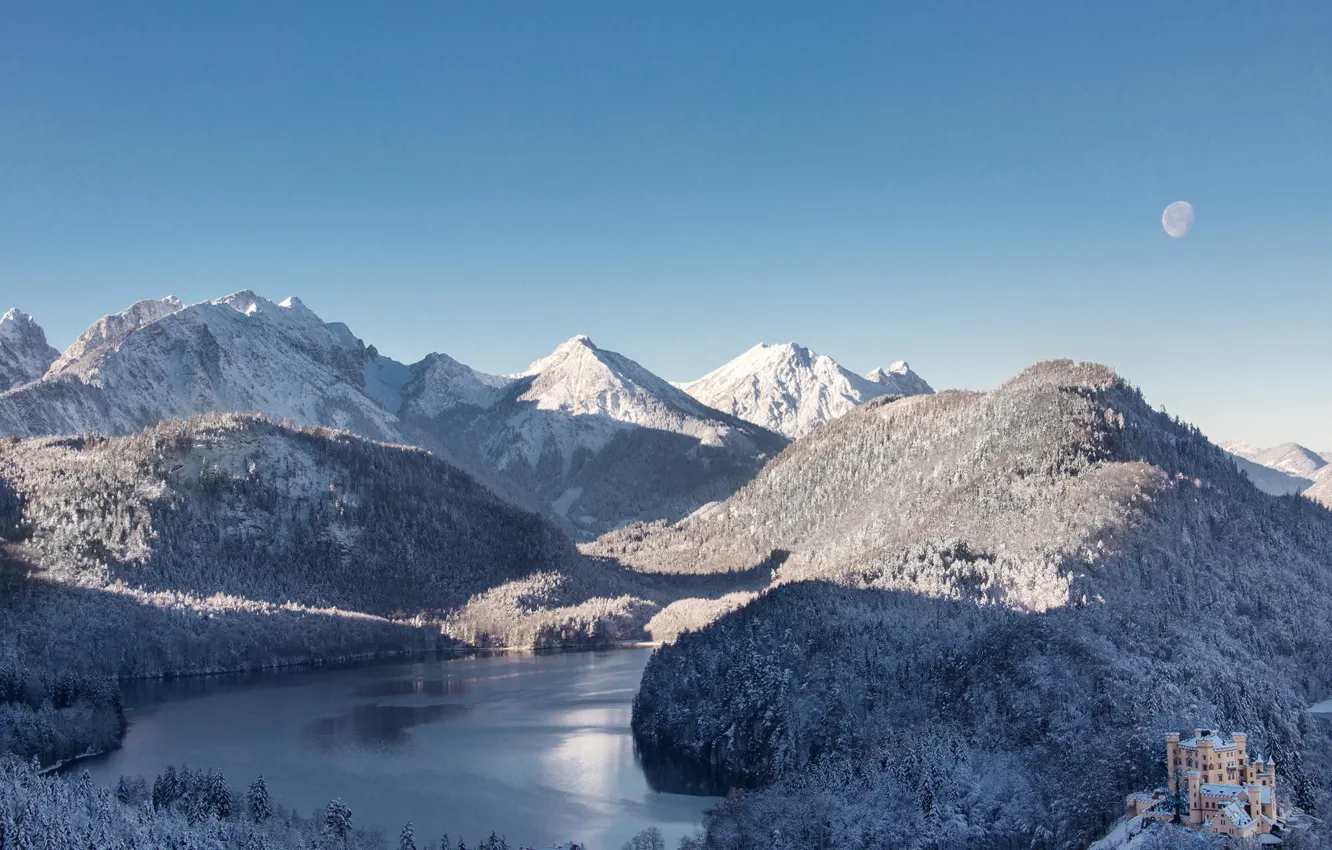 Фото обои зима, лес, снег, горы, природа, озеро, замок