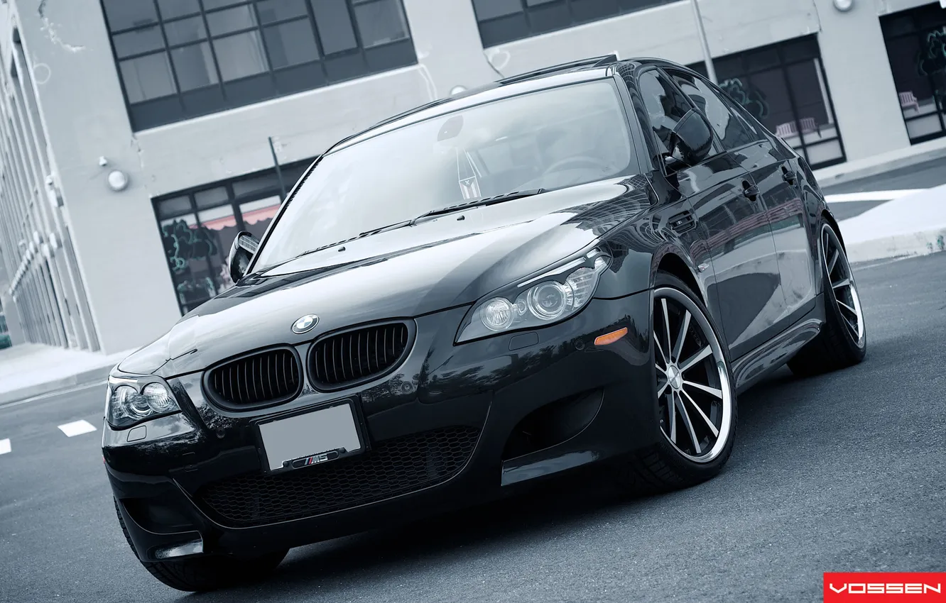 Фото обои асфальт, тюнинг, bmw, бмв, черная, диски