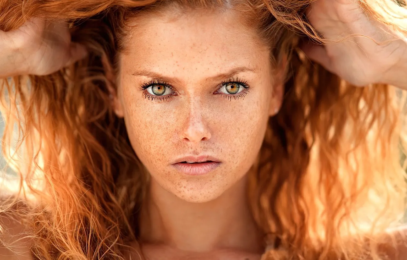 Фото обои веснушки, girl, eyes, freckles, redhair, Юлия Ярошенко, Julia Yaroshenko