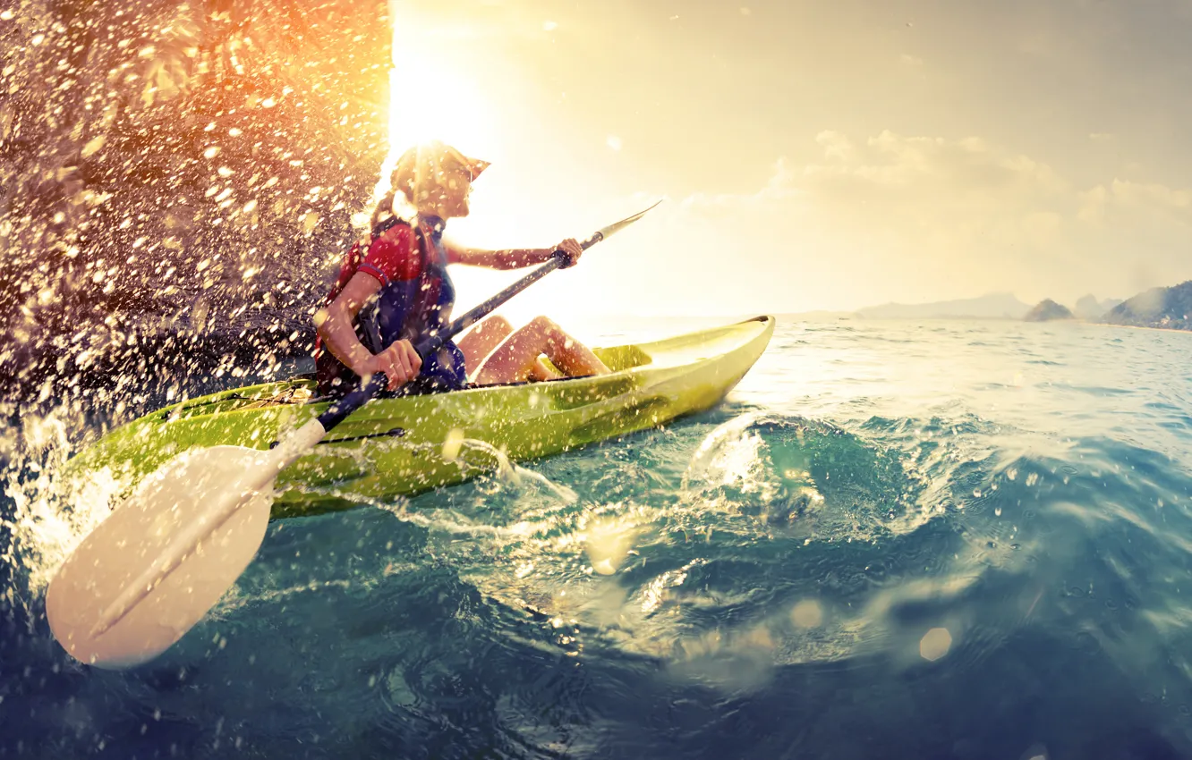 Фото обои water, sun, rowing, kayak