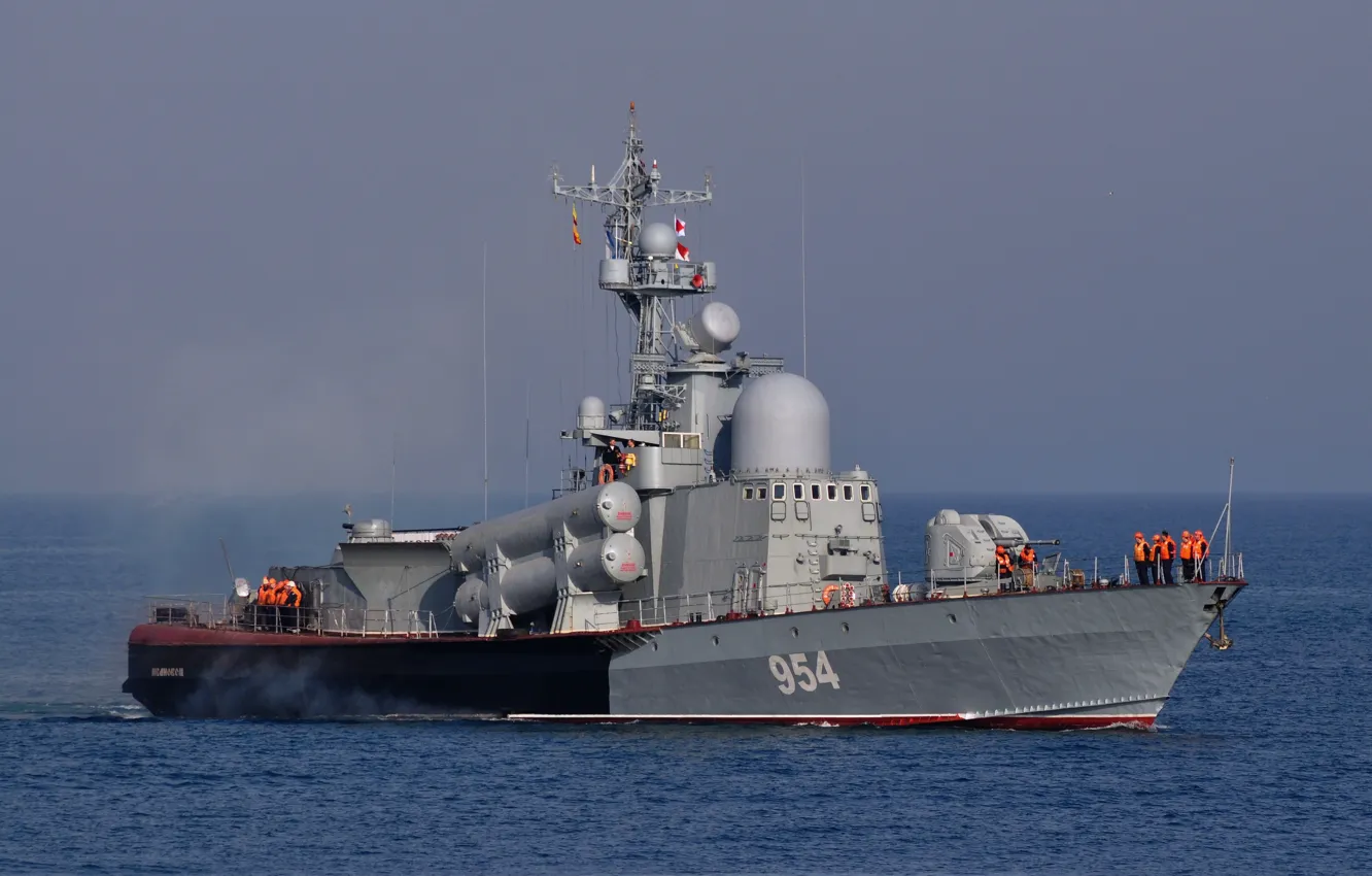 Фото обои ВМФ, Черное море, ракетный корабль, Ивановец, РКА