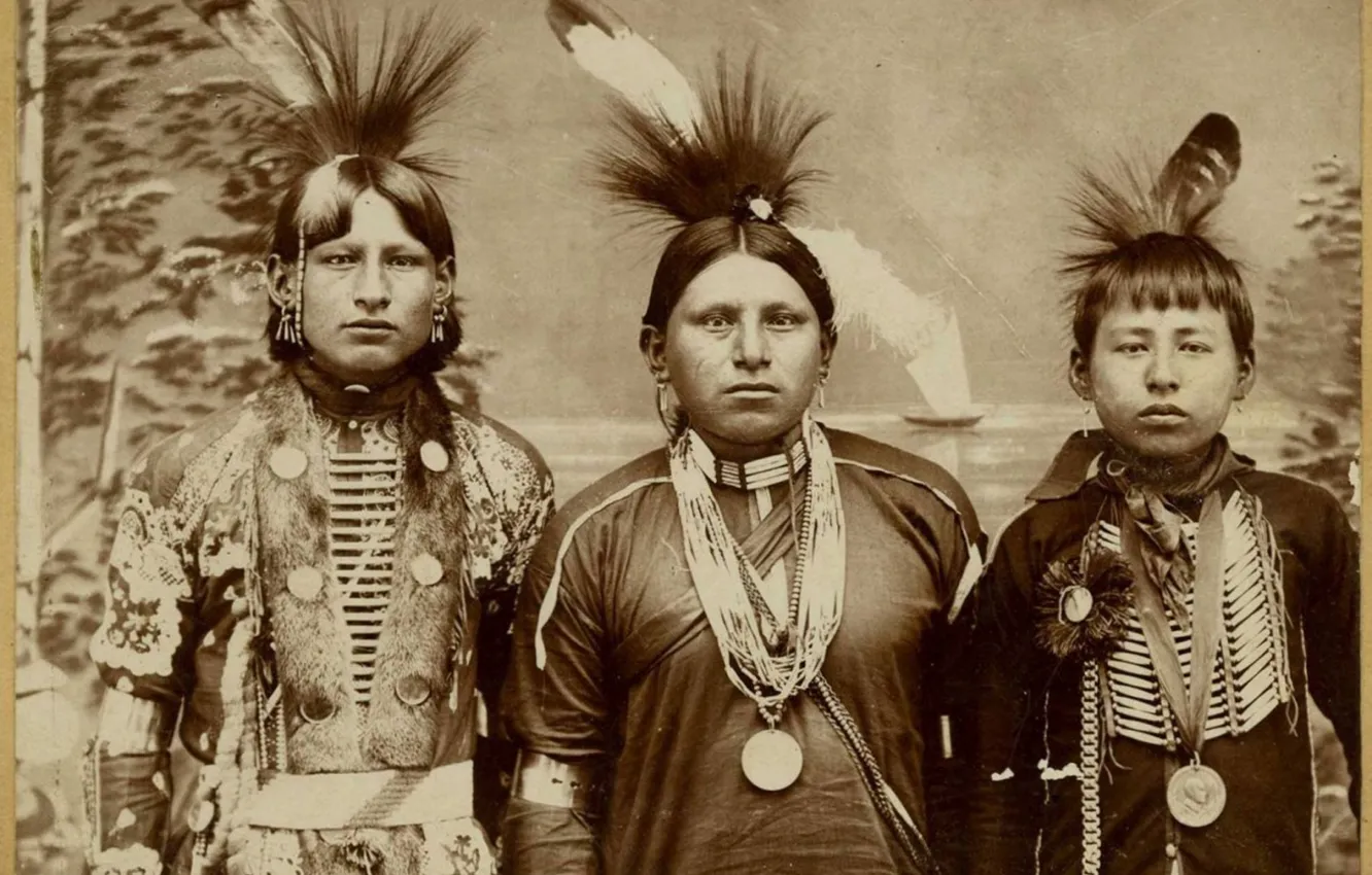 Фото обои American, Three, Native American, Native, Three Young, American Men