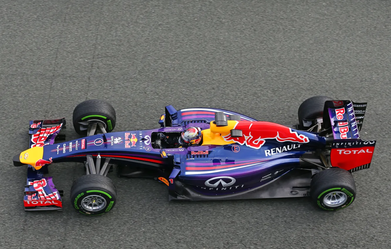 Фото обои Гонщик, Formula 1, Vettel, Чемпион, Sebastian, RB10, Red Bull Racing