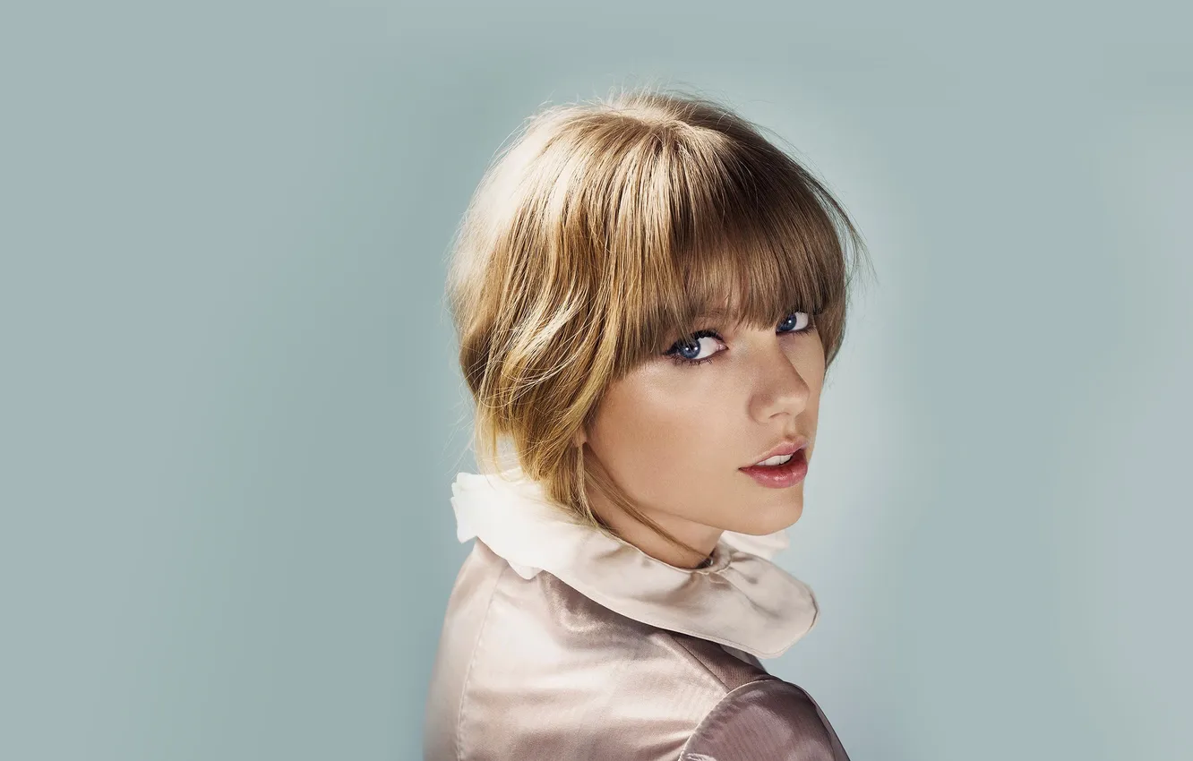 Фото обои взгляд, красавица, певица, Taylor Swift, красивая девушка, Тейлор Свифт, женский портрет