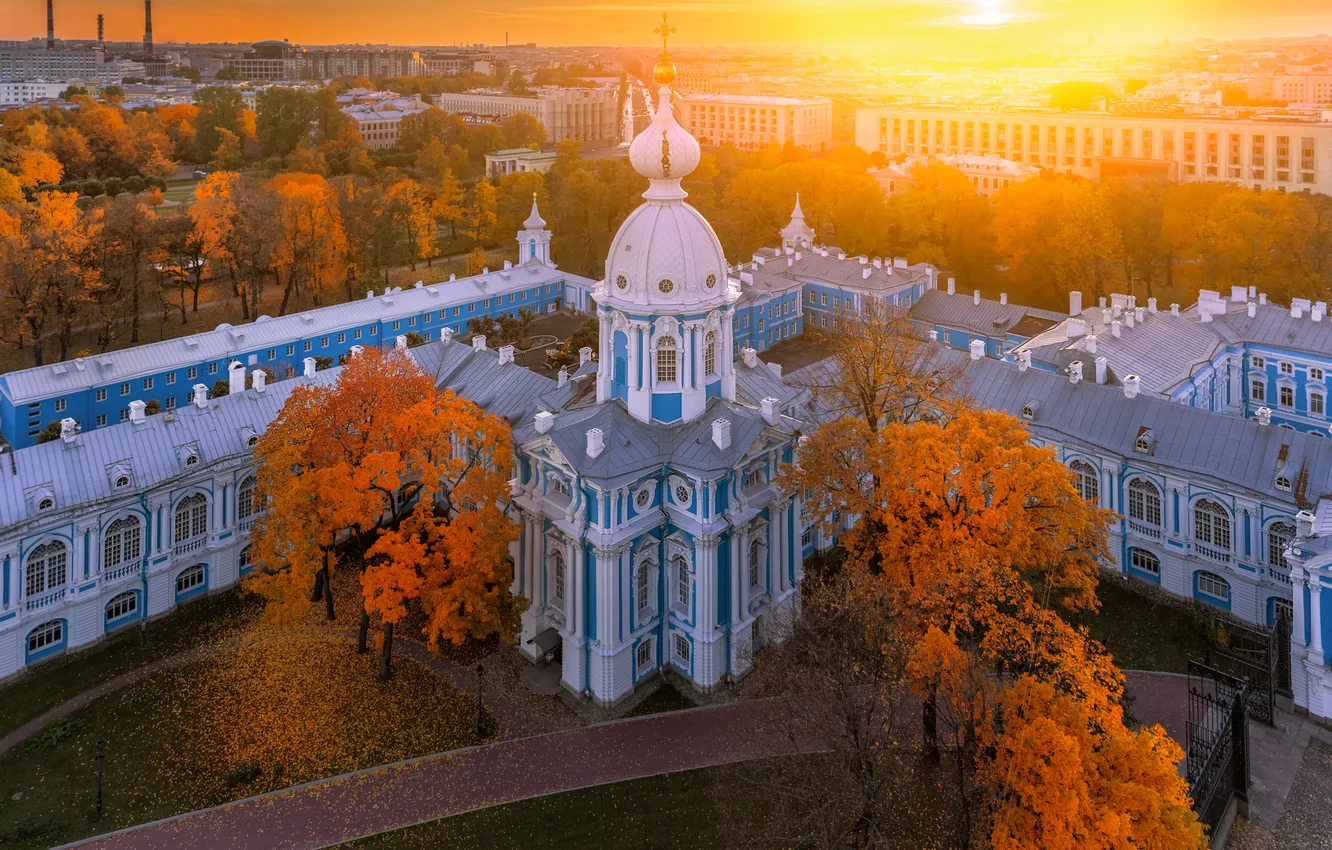 Фото обои осень, деревья, закат, здания, Санкт-Петербург, храм, Россия, Эдуард Гордеев
