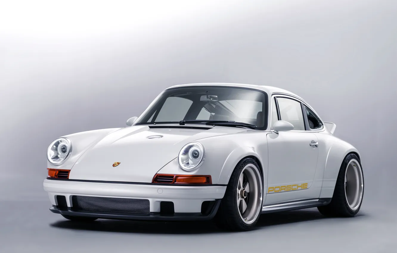 Porsche 911 sportscar