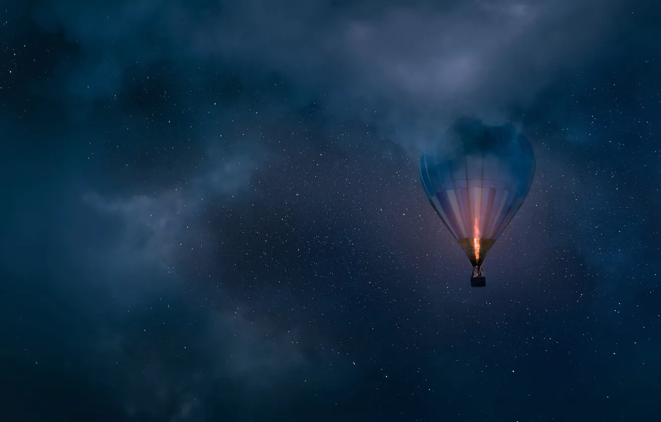 Фото обои небо, облака, ночь, воздушный шар, звёзды, аэростат