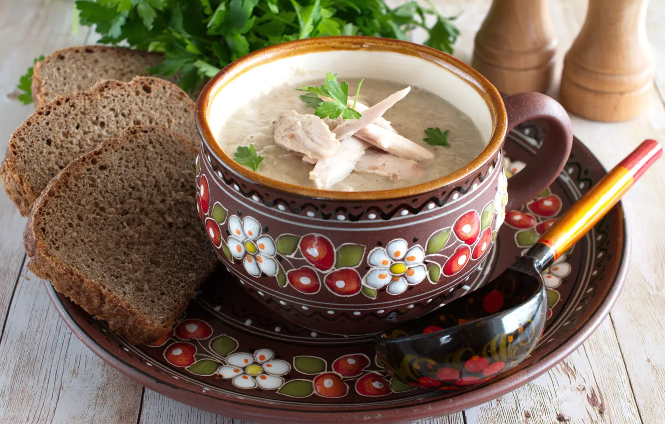 Фото обои зелень, хлеб, суп, мясо