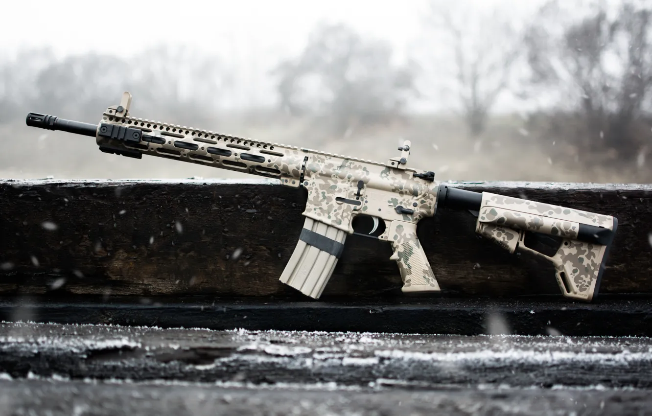 Фото обои оружие, камуфляж, AR-15, штурмовая винтовка