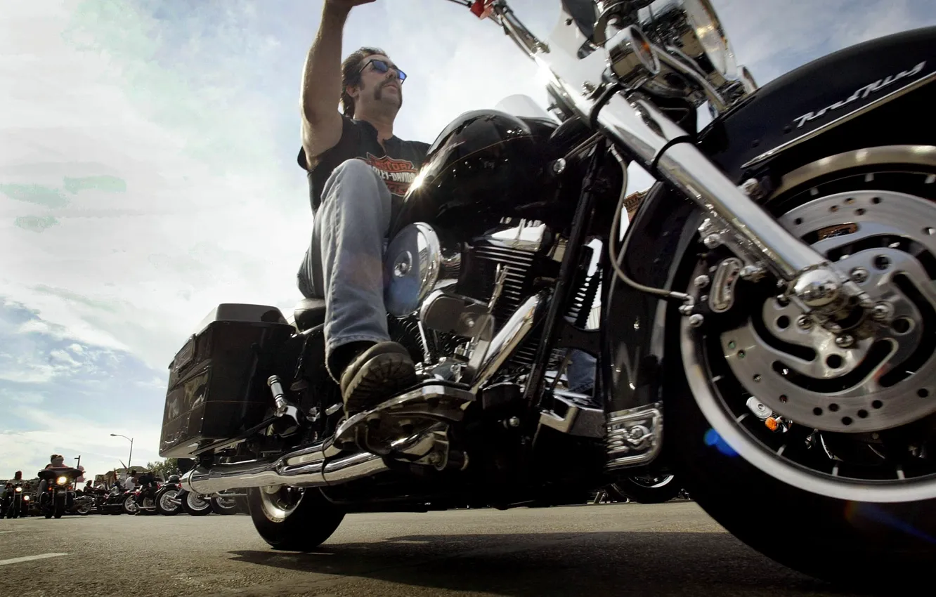 Фото обои мотоцикл, байкер, Harley Davidson