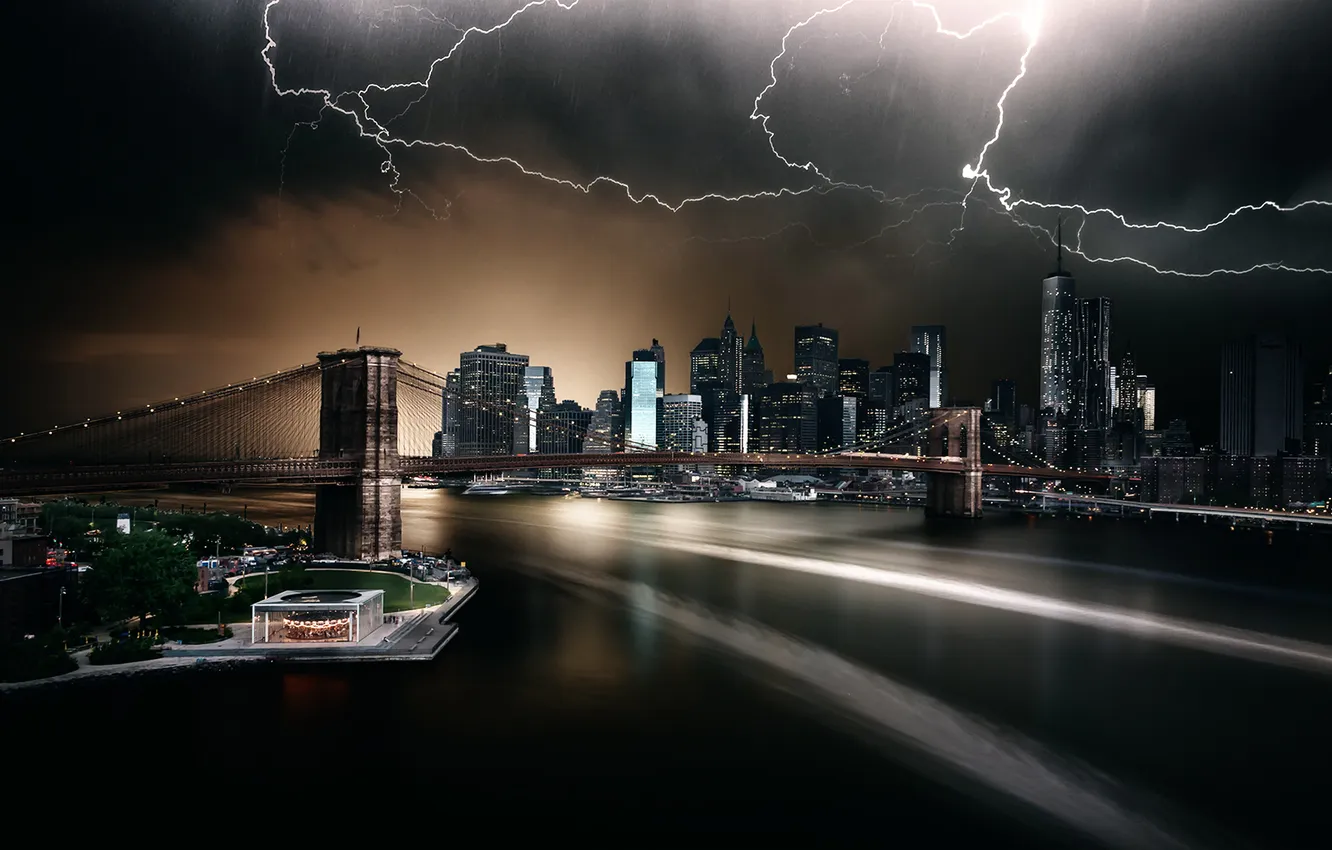 Фото обои ночь, стихия, молнии, New York, Brooklyn Bridge Park