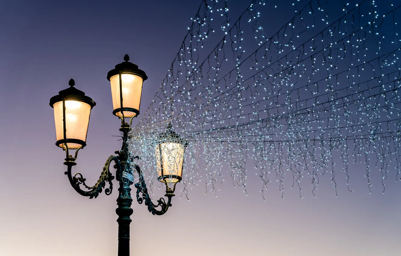 Фото обои свет, фонари, гирлянда