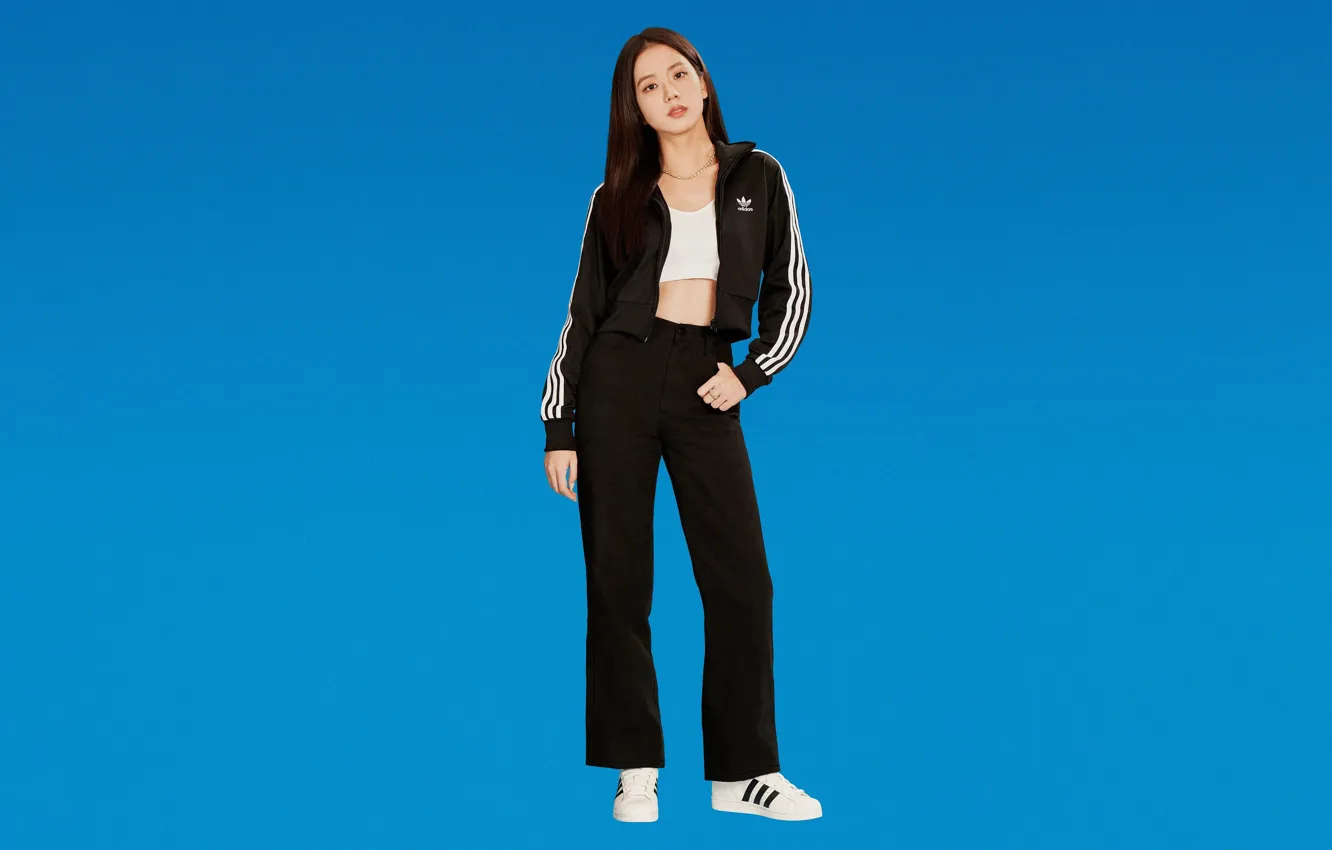 Фото обои Adidas, обои для рабочего стола, kpop, blackpink, блэкпинк, ким джису, kim jisoo, kim ji soo