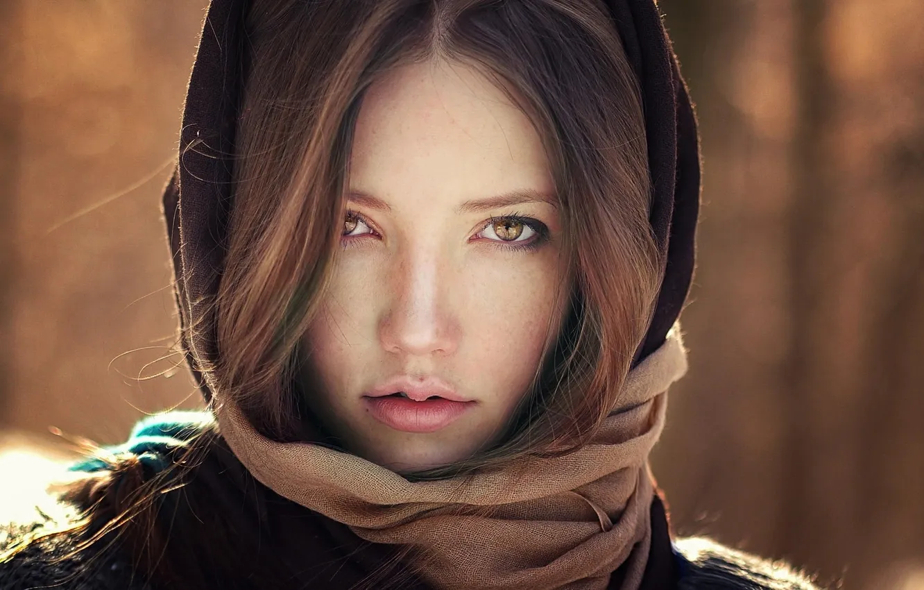 Фото обои зима, взгляд, девушка, портрет, платок